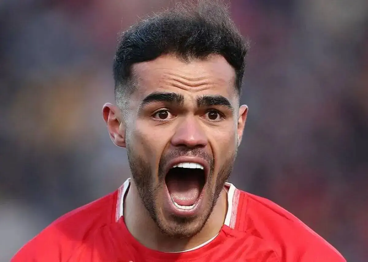 پشت پرده نیمکتنشینی اورونوف در پرسپولیس لو رفت