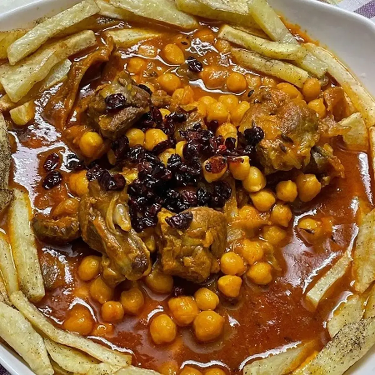 یک خورشت متفاوت با نخود؛ خوشمزهتر از چیزی که فکر میکنید!