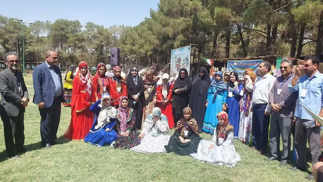  طنین صدای دختران عشایر ۲۳ استان در اصفهان؛ تاکید مسئولان بر تحقق عدالت آموزشی و ارتقای سلامت