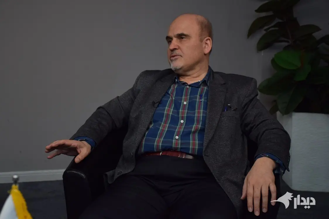 جلاییپور: عقل کشورداری میگوید باید جلوی فشار به جامعه را گرفت/ چهل درصد زیر خط فقر