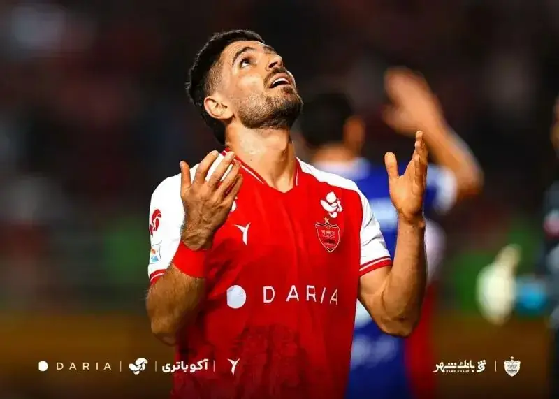 مصدومیت جدید عمری از ناحیه رباط پا