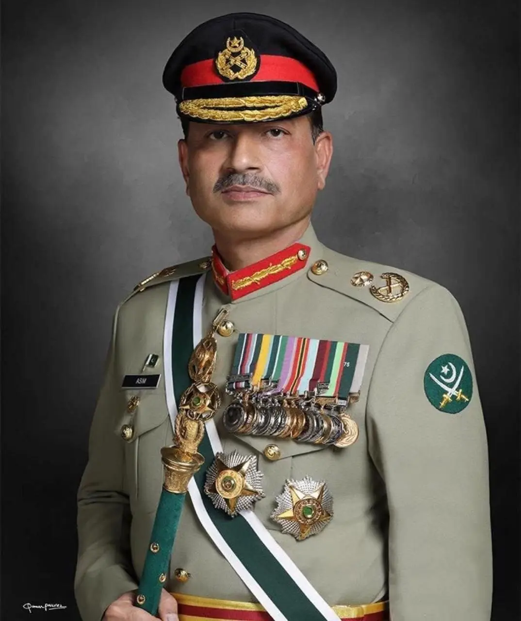 عاصم منیر حاکم بلامنازع پاکستان شد