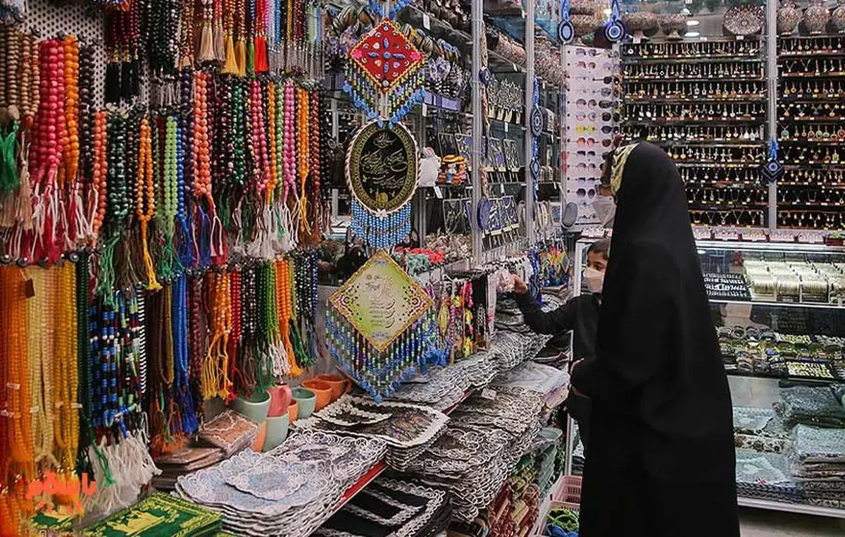 نخستین نمایشگاه منطقهای صنایعدستی و هنرهای سنتی با رویکرد موضوعات مذهبی در قم افتتاح شد