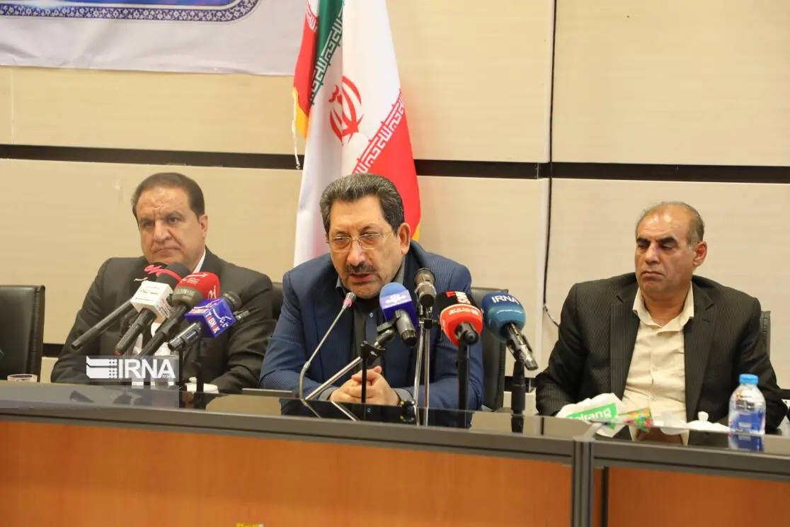 وزیر صمت: کارخانه تولید محصولات پلیمری و گچ در آبدانان ایجاد میشود