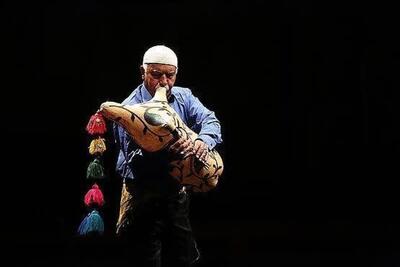 هله دان دان؛ غمگین بندر
