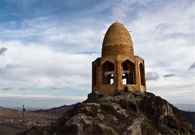 رئیس دادگستری شهرستان خبر داد: دستور توقف فعالیت معادن در محدوده گنبدباز نطنز