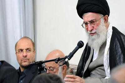 امام خامنهای معیار تشخیص راه از بیراهه