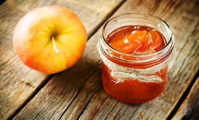 طرز تهیه مربا سیب خانگی؛ خوشرنگ و خوشعطر+ نکات شکرک نزدن