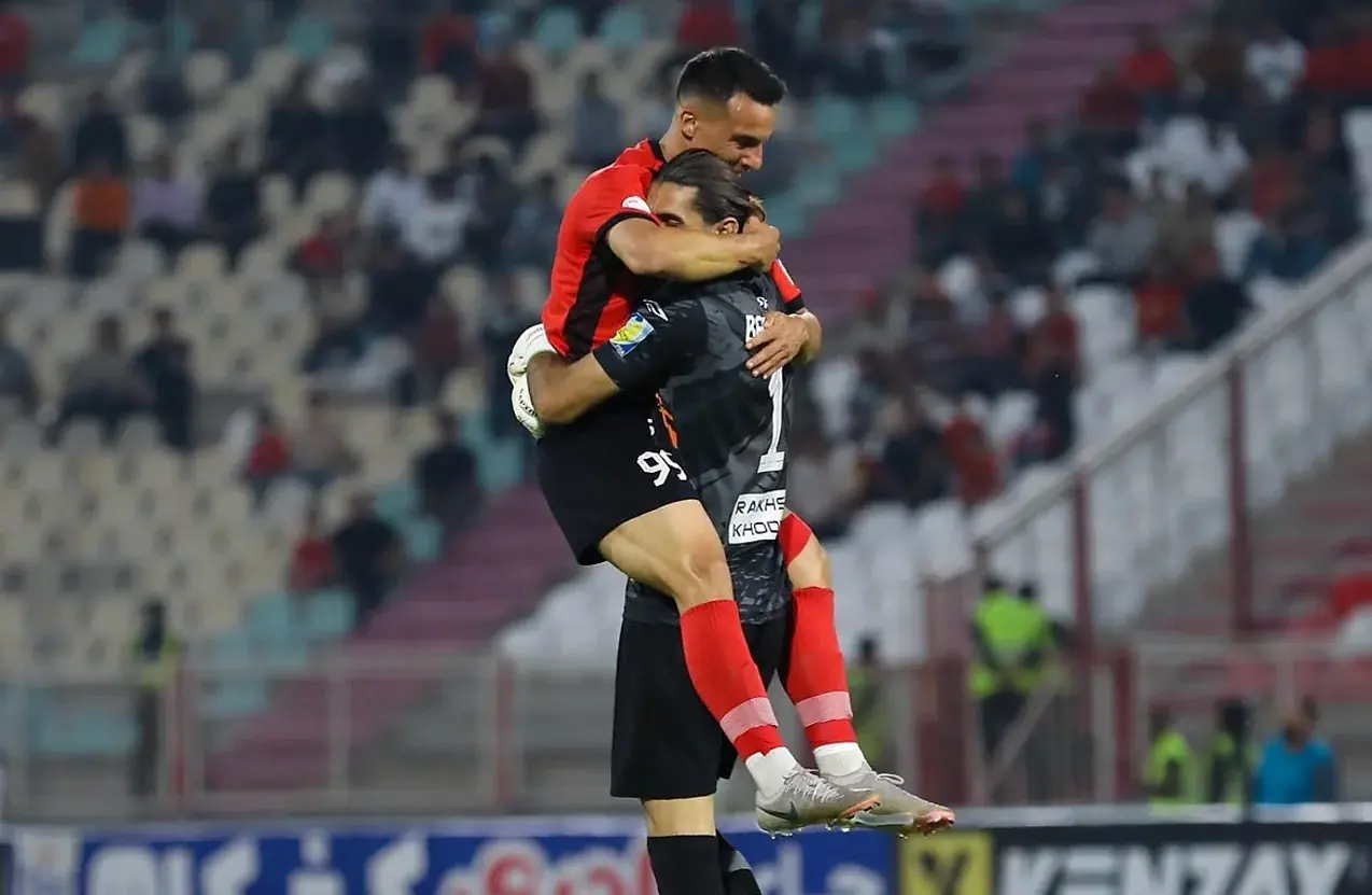 تراکتور 1-0 گل گهر؛ از فرصتسوزی تا ضربه نهایی؛ حسین زاده، جلاد لحظههای طلایی - پارس فوتبال
