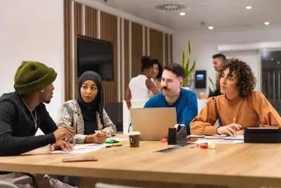 ۶ راهکار کاربردی هوش مصنوعی برای تقویت روابطعمومی، تولید محتوا و مدیریت بحران - شارا