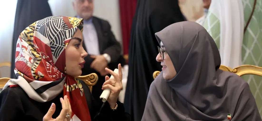 عکسهایی که ایرنا از فاطمه مهاجرانی، دختر مسعود پزشکیان و همسر عباس عراقچی منتشر کرد