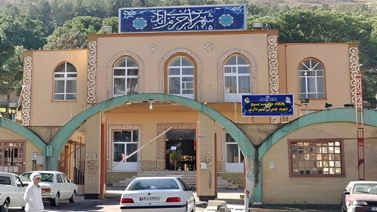  ‌استیضاح شهردار خرم‌آباد کلید خورد/ ۵ عضو شورا خواستار پاسخ شدند
