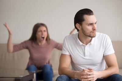 چشم شوهرم به دنبال حقوق ناچیز من است! | آخرین خبر