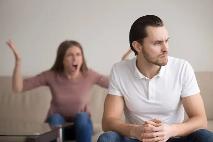 چشم شوهرم به دنبال حقوق ناچیز من است! | آخرین خبر