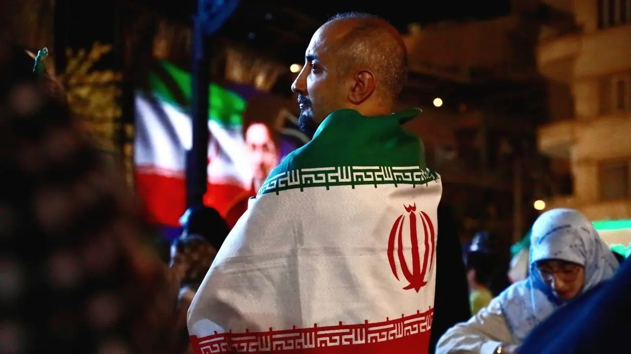 عکس/ پس از ۱۸۹ شب همچنان در میدان | آخرین خبر
