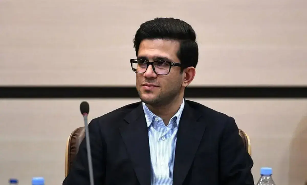 مدیرعامل شرکت ملی پالایش و پخش فراوردههای نفتی ایران: به طور میانگین روزانه ۱۰ میلیون لیتر کسری در بنزین داریم