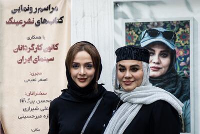 تصاویر؛ نرگس آبیار در رونمایی از کتاب نفسهای تازه