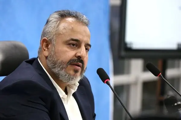 دیانی: دوست داشتن فقرا با کمک کردن متفاوت است | به جای اینکه فقط پول جمع کنیم باید برای نیازمندان زیرساخت ایجاد کنیم | هر ایرانی میتواند یک خیر باشد
