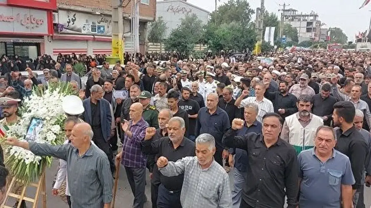 تشیع شهید خلبان ناوسروان حامد اکاتی در گلستان