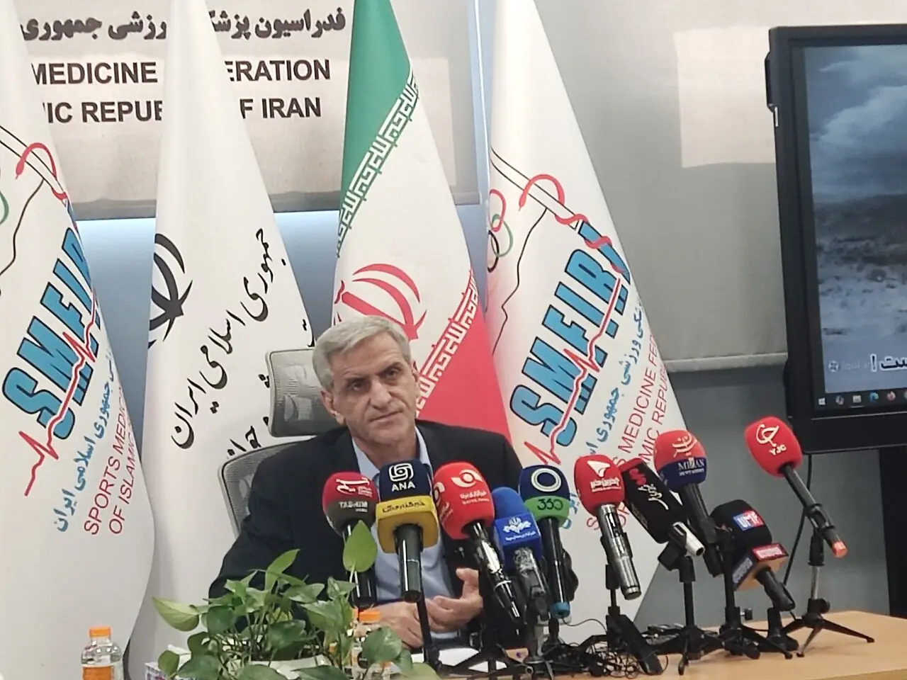 واکنش نوروزی به درخواست باشگاه استقلال برای تست دوپینگ از بیفوما