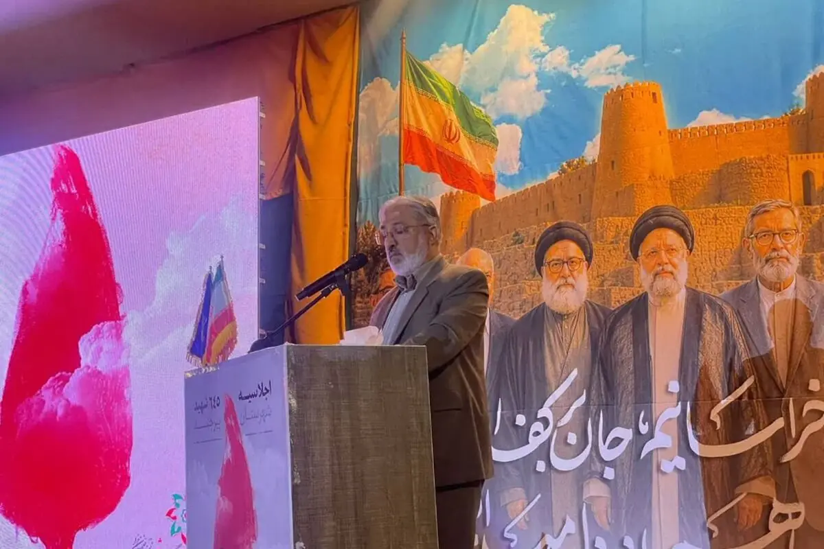  ۶۴۵ ختم قرآن به نیابت از شهدای بیرجند قرائت شد