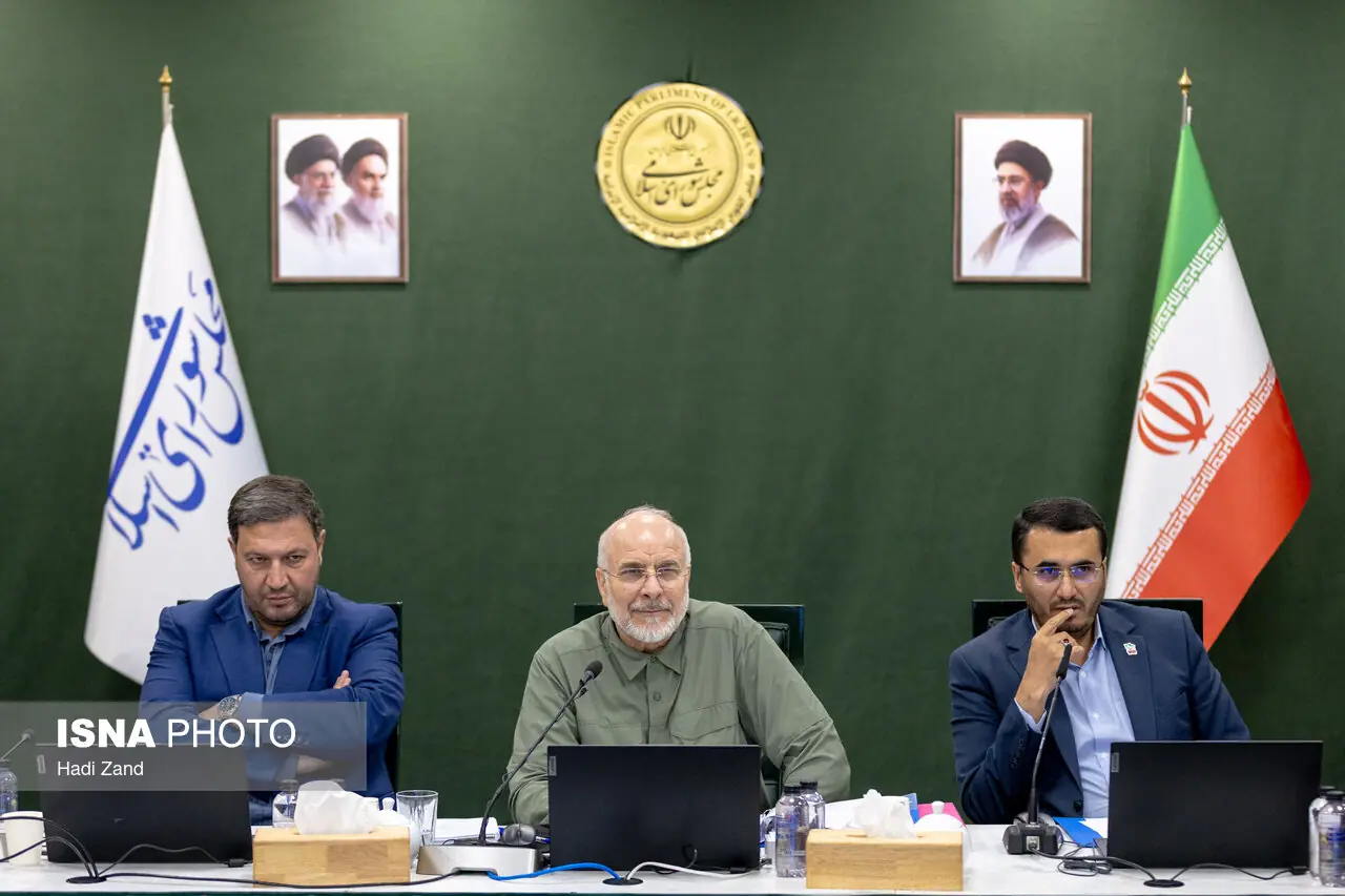 قالیباف: مدافع طرح مقابله با نفوذ هستم/ نمیتوانیم کشور را قفل کنیم