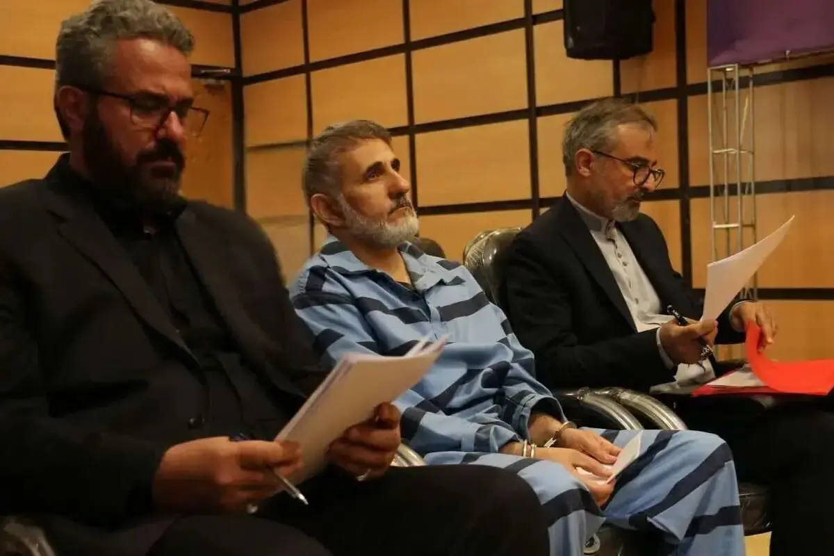 انتقاد از حکم ساعدی نیا با یادآوری بابک زنجانی؛ بابک زنجانی با غارت میلیاردها دلار، آزادانه بیزنس میکند