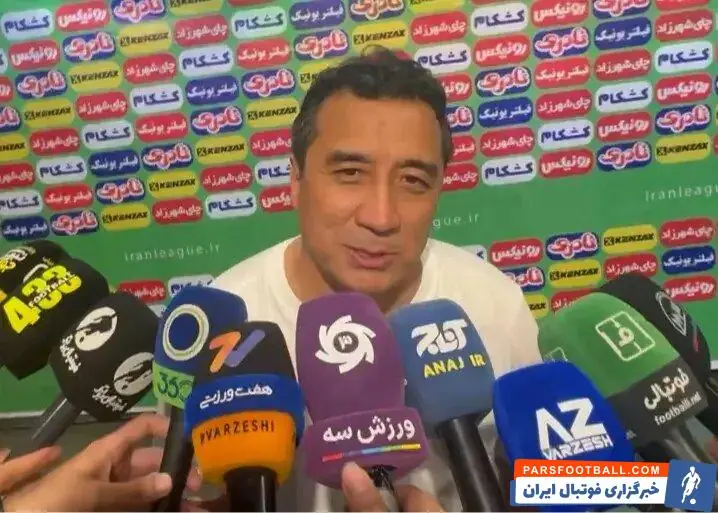  خداداد عزیزی ، مدیر تراکتور :  اسمش رو نمیارم تا گنده نشه! در حد صحبت کردن نیست.