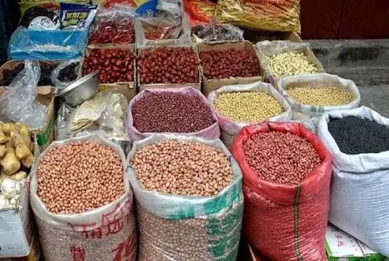  سرنوشت حبوبات در چنگال واردکنندگان/ کشاورز باز هم بازنده شد!