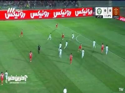 ضربه خطرناک اورنوف از کنار دروازه ذوب آهن به بیرون رفت | آخرین خبر