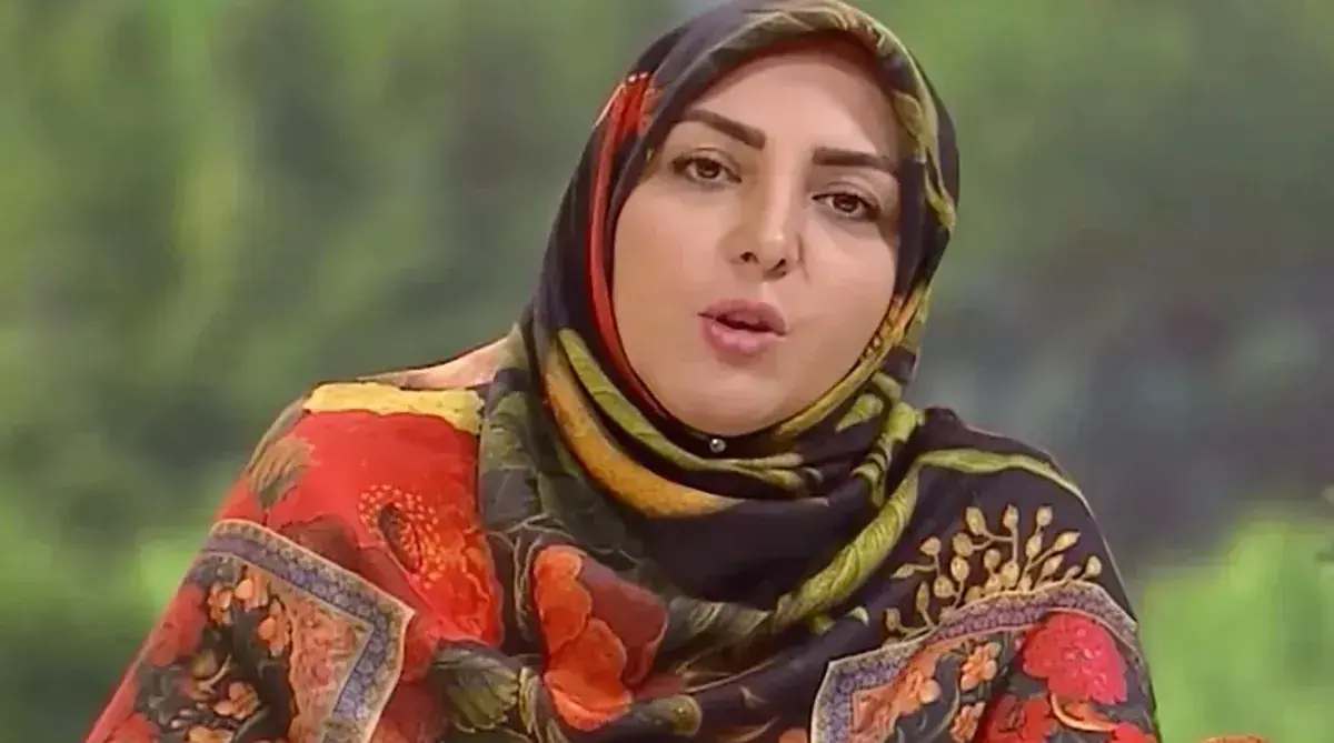 انتقاد المیرا شریفیمقدم به صفهای طولانی پمب بنزین
