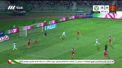ویدیو | ضربه عجیب رحمان جعفری؛ فرصت طلایی ذوبآهن!/ نفس در سینه پرسپولیسیها حبس شد