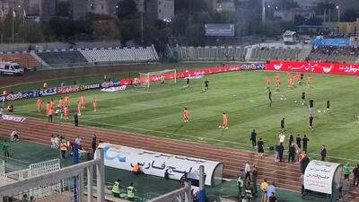  گرم کردن بازیکنان پرسپولیس و ذوب آهن