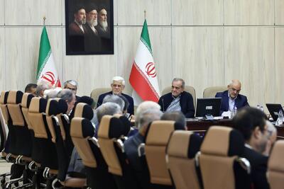 تأکید رئیسجمهور بر اجرای «روز بدون خودرو» در دستگاههای دولتی - همدلی