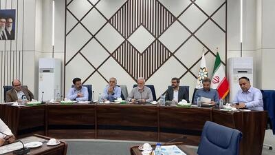 با سد معبر و تخلفات ساختمانی بدون اغماض برخورد میکنیم