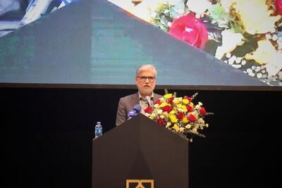 حدود ۵۰ هزار دانشجوی متاهل داریم/تلاش برای احداث ۳۰ هزار واحد خوابگاه متاهلی