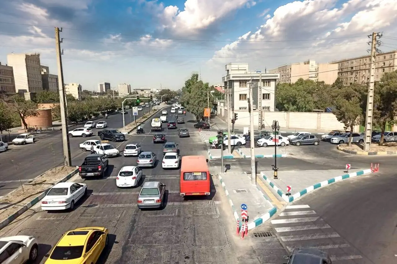 اخبار کوتاه تهران، هوشمند سازی چراغهای راهنمایی و ترسیم نقاشی دیواری شهدا