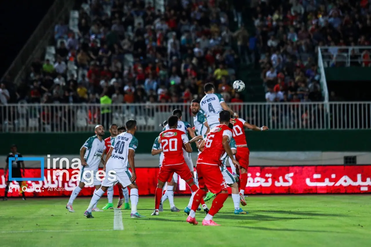 تقابل ۵۲ پرسپولیس و ذوب‌آهن؛ نبرد سرخ‌پوشان مدعی با سبزپوشان باانگیزه