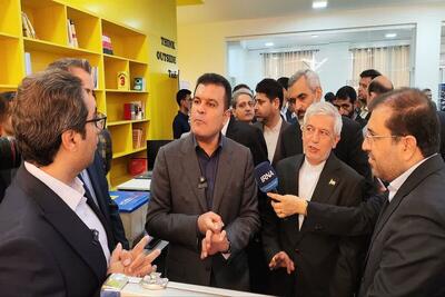  معاون علمی رئیس‌جمهور: بومی‌سازی فناوری‌های نوآورانه با رویکرد تجاری‌سازی اولویت دولت است