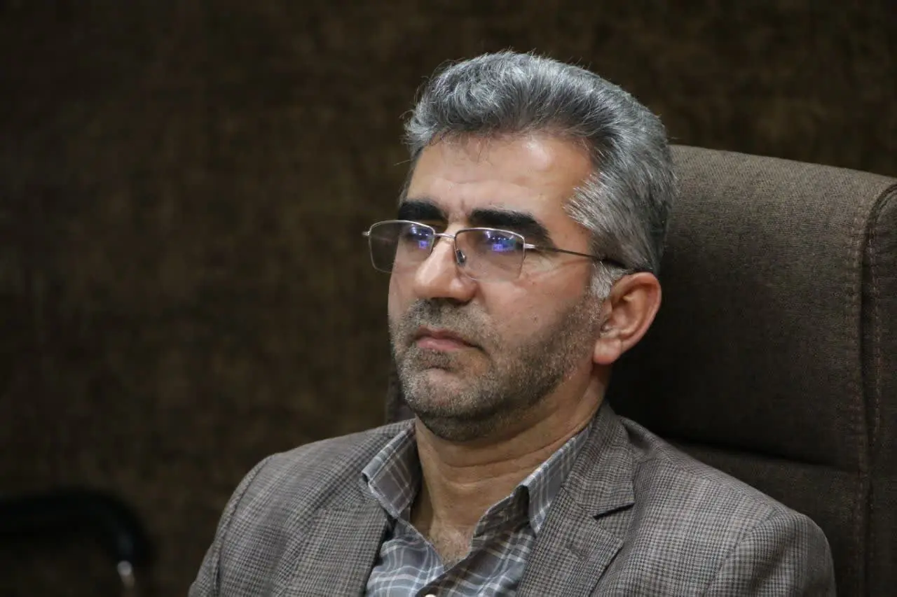 آمادگی سمنان برای ورود به بهار تعلیم و تربیت / نباید برای همه مدارس یک نسخه واحد پیچید