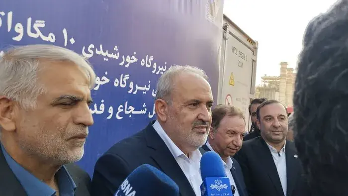 تا پایان دولت از ظرفیت ۳۰ هزار مگاوات انرژی تجدیدپذیر عبور میکنیم