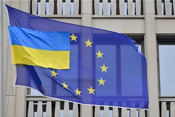 سیاستمدار فرانسوی: اروپا نمیتواند تا ابد از اوکراین حمایت مالی کند