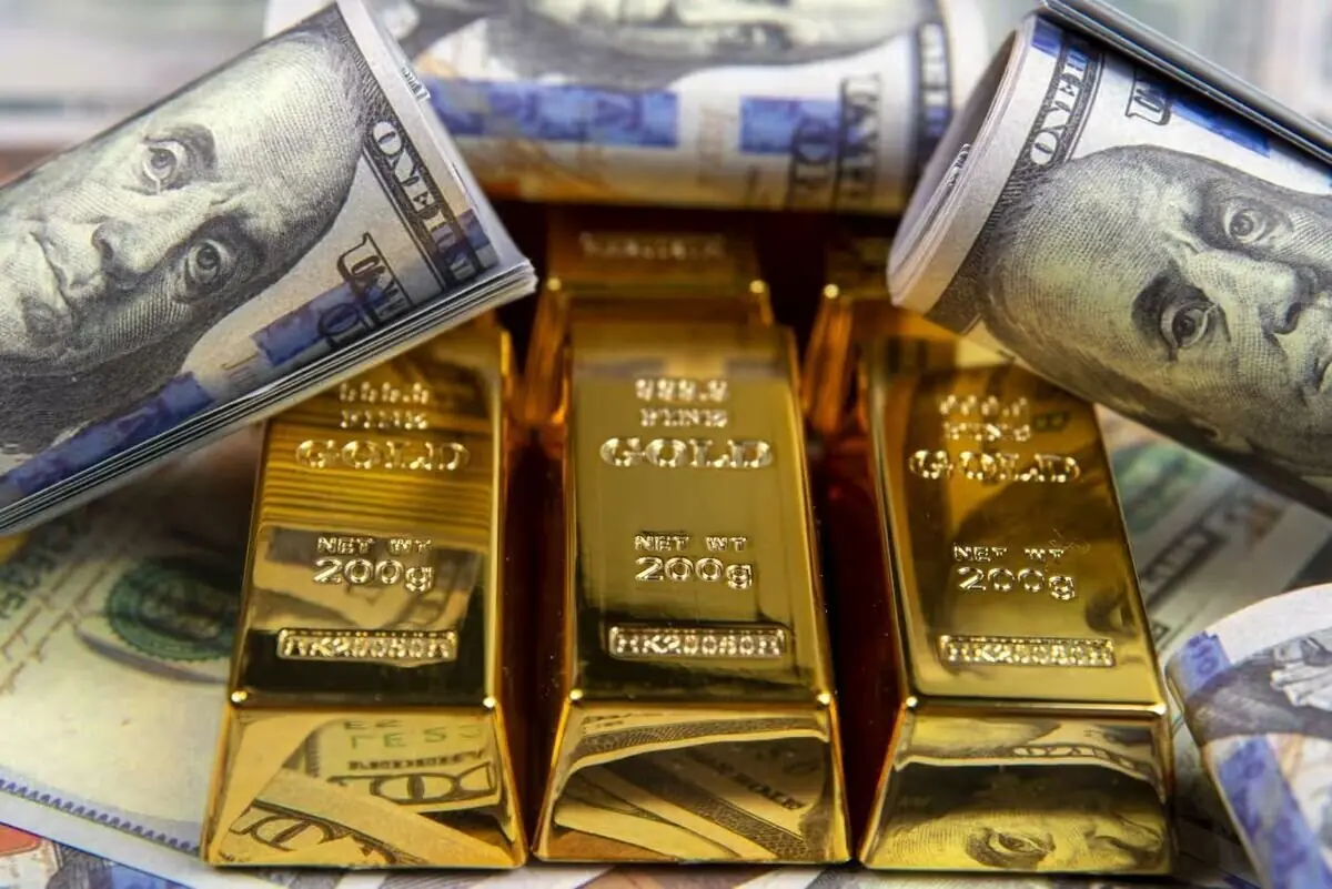 فشار فروش طلا بالا رفت/ چرا سرمایهگذاران خود را کنار کشیدند؟