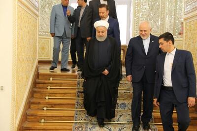 رمزگشایی از حملات جدید تندروها به حسن روحانی/ کسی حق ندارد از پایان جنگ بگوید؟