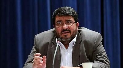  عکس| واکنش وحید حاجی‌پور به اظهارات فواد ایزدی درباره هدف قراردادن آب شیرین کن‌های منطقه - مردم سالاری آنلاین