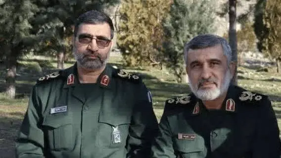  تصاویر دیده نشده از شهیدان محمود باقری و حاجی‌زاده