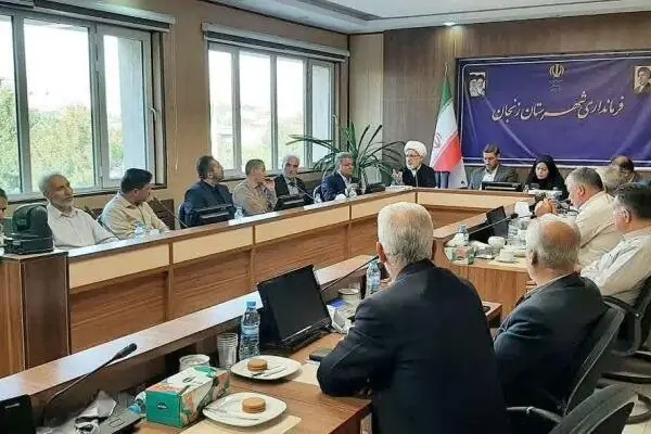 لزوم پرهیز از ایجاد دوقطبیهای آسیبزا در جامعه