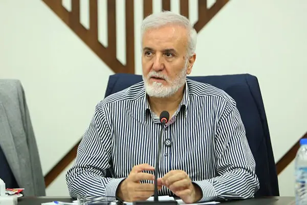 مقابله قاطع با سد معبر و بارفروشیهای غیرمجاز در شیراز