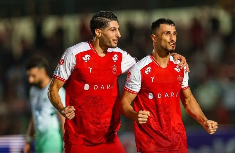  پرسپولیس با یک برد جای استقلال را گرفت؛ تارتار فرصت‌سوزی نکرد - پارس فوتبال