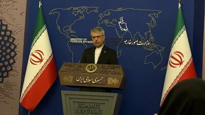 فیلم / طعنه بقایی به آمریکا درباره اصلاح نقشه جهان: چون اندازه گرینلند کوچکتر میشود رأی منفی داد!